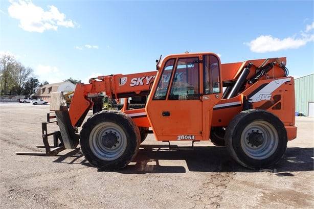 2014 Skytrak Telehandler 10054 featured image