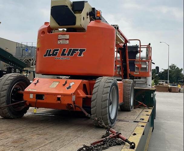 2013 JLG Boom Lift E450AJ featured image