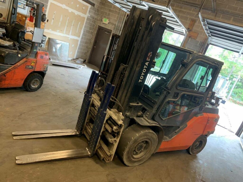 2017 Toyota Forklift 8FG50U featured image