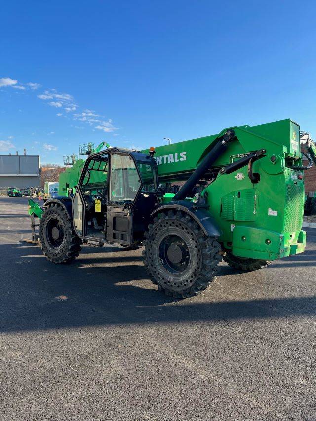 2015 Genie Telehandler GTH-1056 featured image