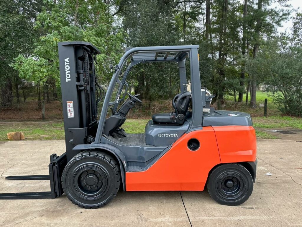 2015 Toyota Forklift 8FG45U featured image