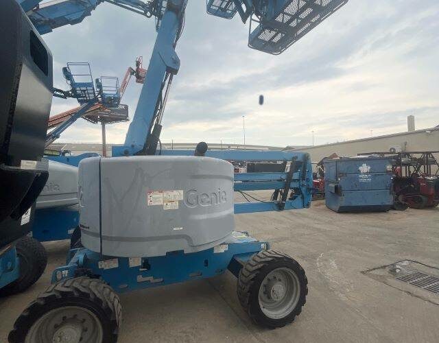 2014 Genie Boom Lift Z-45/25J RT featured image