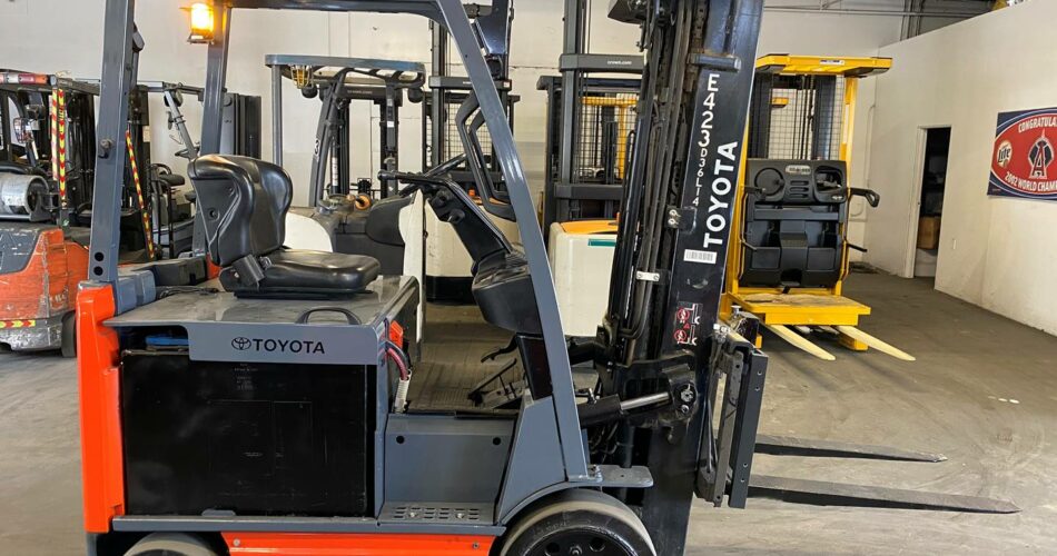 2018 Toyota Forklift 8FBCU25 featured image