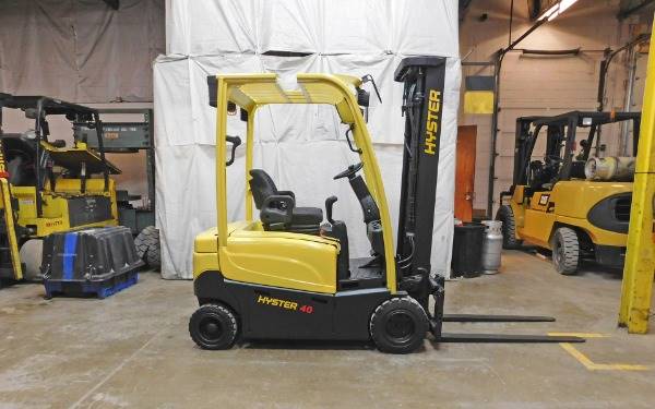 2017 Hyster Forklift J40XN featured image