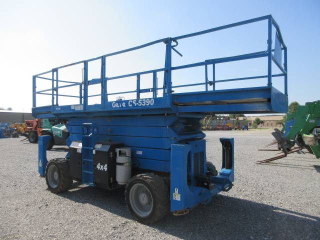 2016 Genie Scissor Lift GS-5390 RT featured image