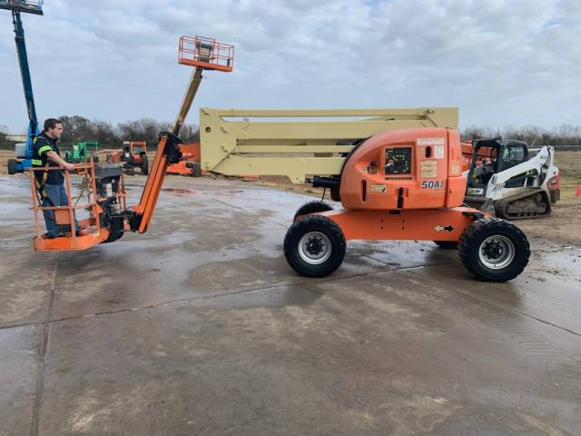 2014 JLG Boom Lift 450AJ SII featured image