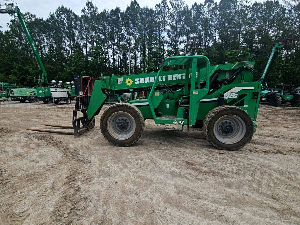 2015 Skytrak Telehandler 6042 featured image