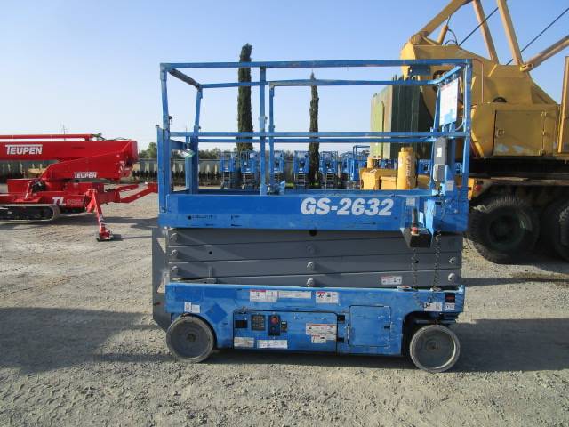 2015 Genie Scissor Lift GS-2632 featured image