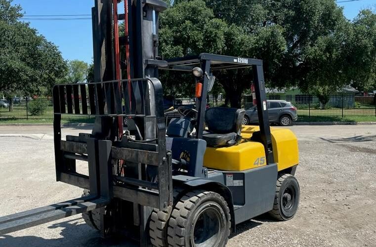 2010 TCM Forklift FD45T2 featured image