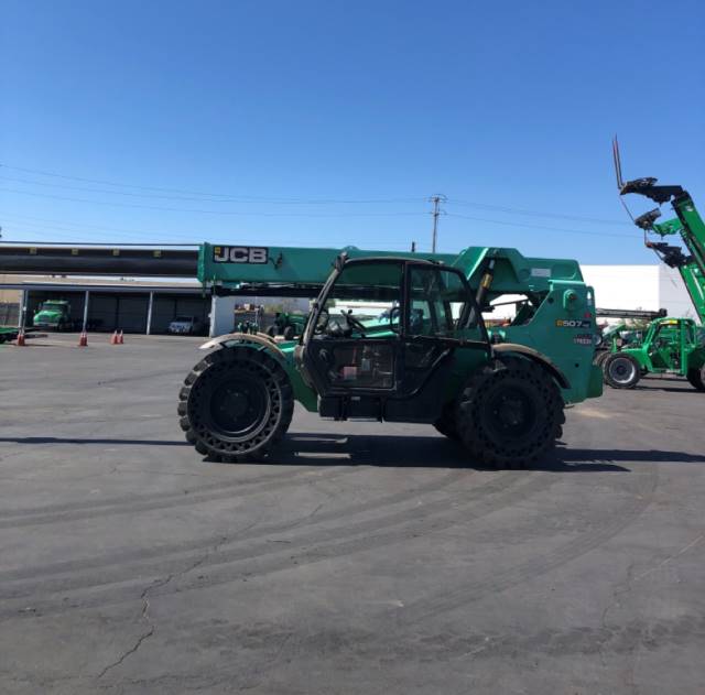 2014 JCB Telehandler 507-42 featured image