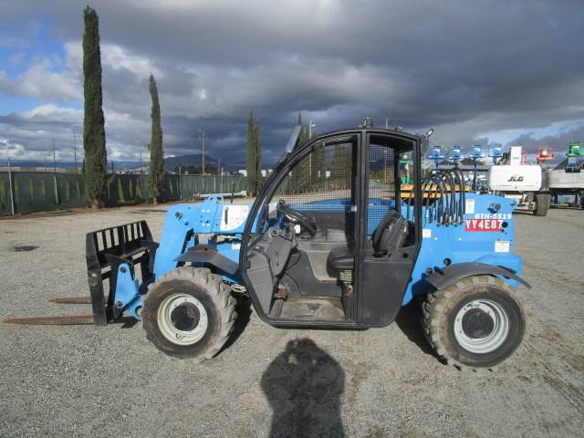 2015 Genie Telehandler GTH-5519 featured image