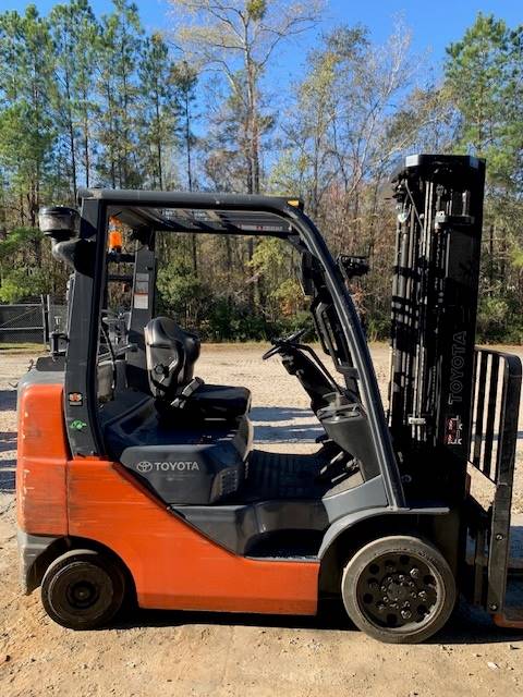 2016 Toyota Forklift 8FGCU25 featured image