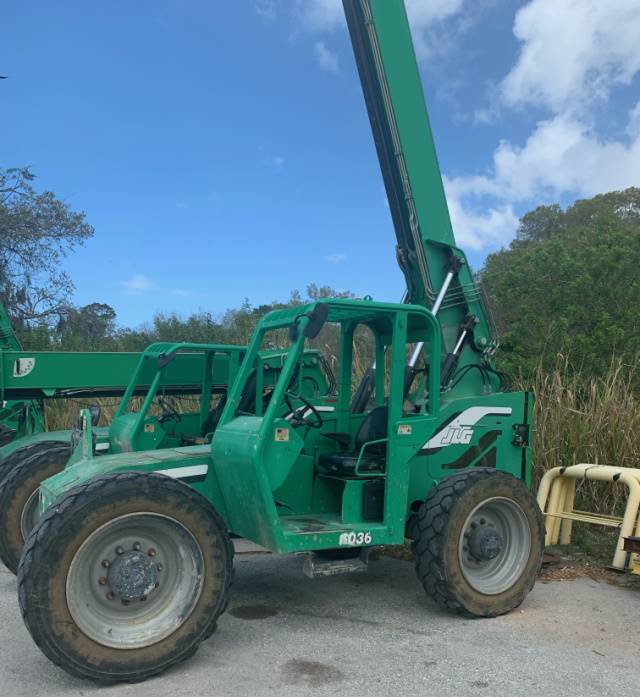 2014 Skytrak Telehandler 6036 featured image