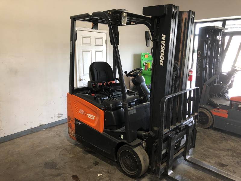 2015 Doosan Forklift B15T-7 featured image